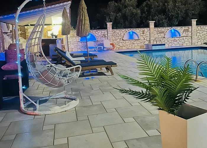 Rodini 3*