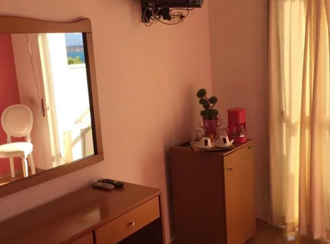Rodini Otel 3*