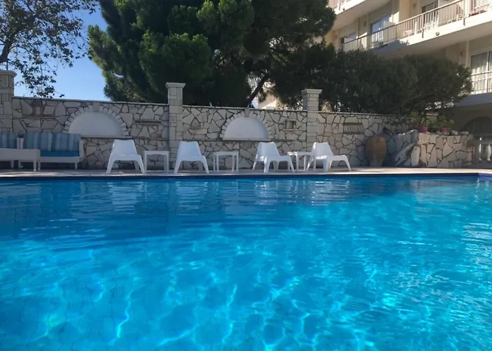 Hotel Rodini 3*